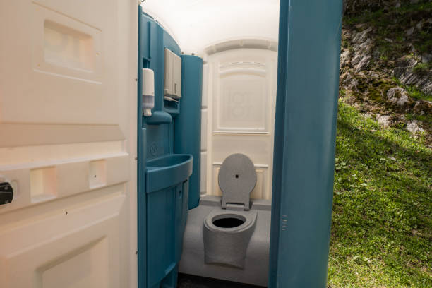 Portable Toilet Options We Offer in Five Points, NC
